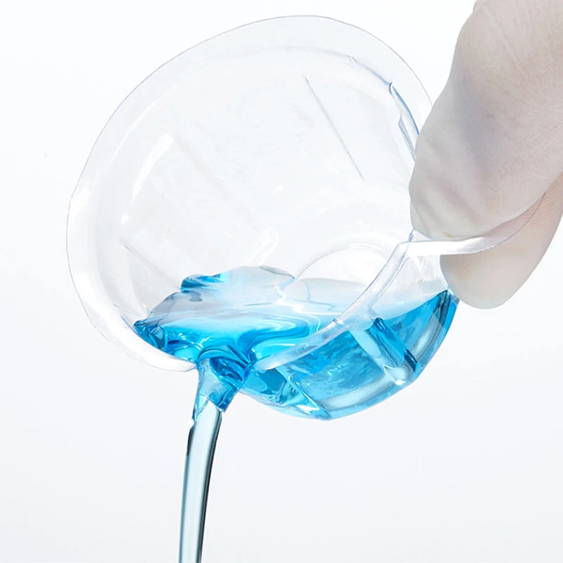 Soft-urine-cup-8